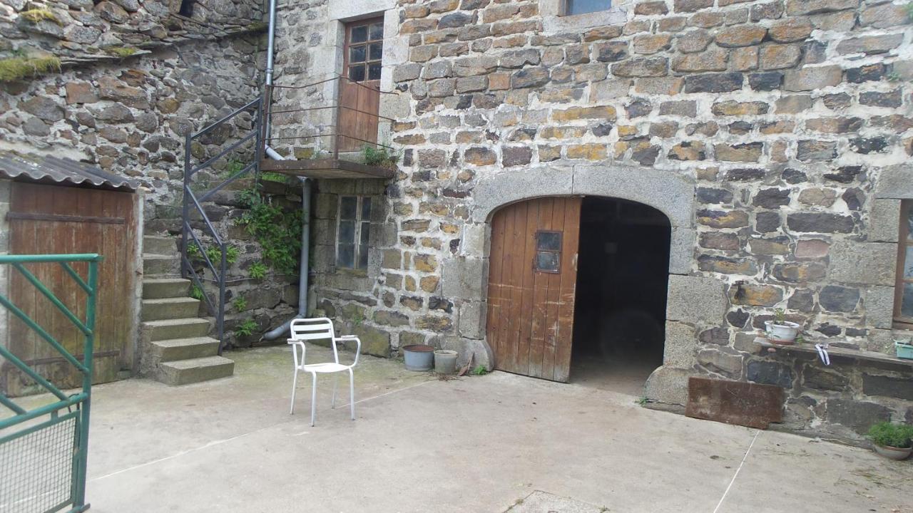 Maison De Famille Au Plateau Du Mezenc